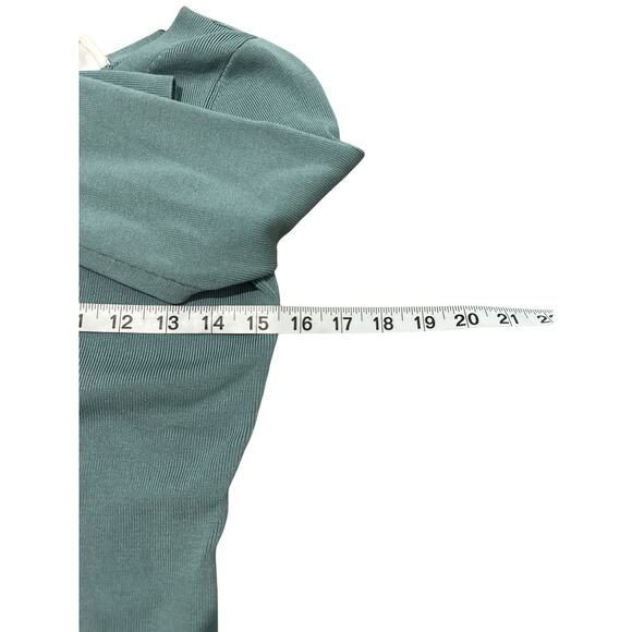 Ann Taylor LOFT V-neck top knitwear 86%silk Size S - Picture 4 of 5